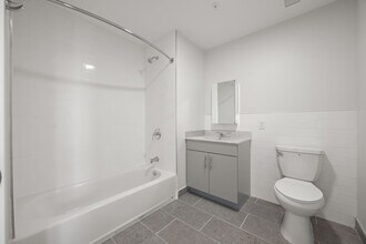 Regency on the Hudson in Yonkers, NY - Building Photo - Building Photo