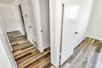 7888 Gallahad St in Houston, TX - Building Photo - Building Photo