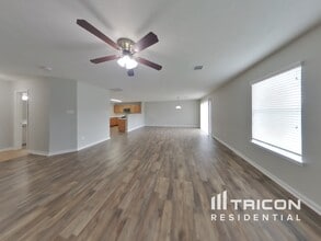 29315 Legends Bluff Dr in Spring, TX - Building Photo - Building Photo