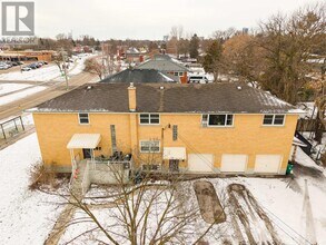 230 Sherwood Ave in Kitchener, ON - Building Photo - Building Photo