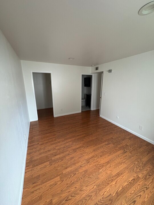 32970 Lake Wawasee St in Fremont, CA - Building Photo