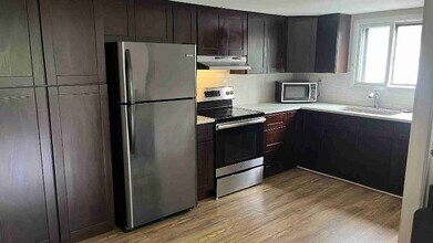 6631 PA-191 in Cresco, PA - Foto de edificio - Building Photo