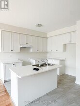 2876 Albatross Wy in Pickering, ON - Building Photo - Building Photo