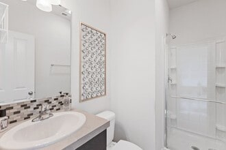 9798 15th St SE in Lake Stevens, WA - Building Photo - Building Photo