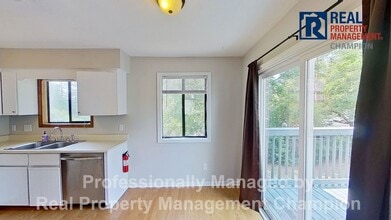 1253 Wellington Ave in Wilmington, NC - Building Photo - Building Photo