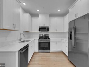 293 Lewis Fisher Dr in Ewing Township, NJ - Building Photo - Building Photo