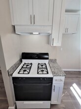 5729 California Ave in Long Beach, CA - Building Photo - Building Photo