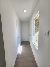 2040 Shady Oaks Dr in Ennis, TX - Building Photo - Building Photo