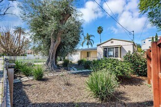 6743 Vesper Ave in Los Angeles, CA - Building Photo - Building Photo