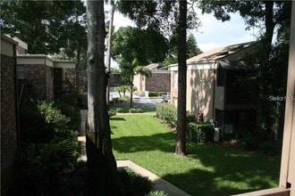 10453 Carrollbrook Cir in Tampa, FL - Building Photo - Building Photo