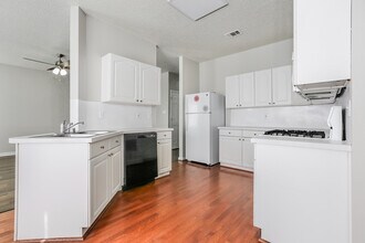 503 Griffis Rd in Bryant, AR - Building Photo - Building Photo