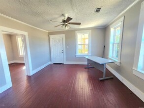 210 W Osceola St in Wetumpka, AL - Building Photo - Building Photo