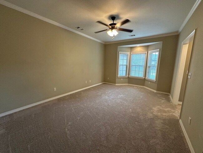 221 Cobblestone Ct in Russellville, AR - Foto de edificio - Building Photo