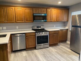 3063 Phelan Wy in Pittsburgh, PA - Building Photo