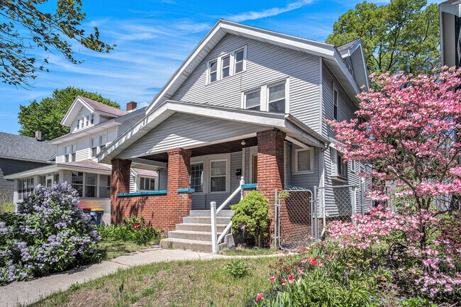 1321 Bemis St SE in Grand Rapids, MI - Building Photo - Building Photo