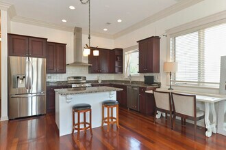 3806 N Ashland Ave in Chicago, IL - Building Photo - Building Photo
