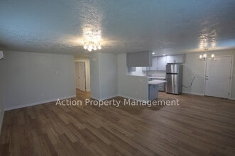 244 W Prairie St in Sequim, WA - Building Photo - Building Photo