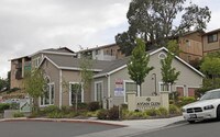 Avian Glen Apartments in Vallejo, CA - Foto de edificio - Building Photo