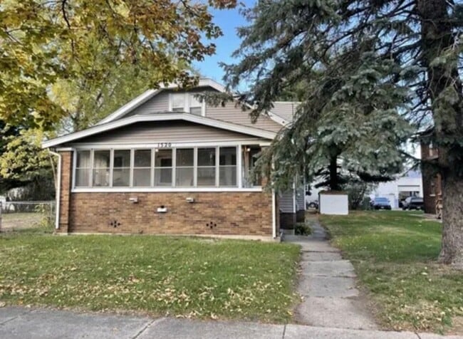 1520 17th Ave in Rockford, IL - Building Photo - Building Photo