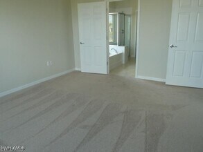 8591 Palermo Ct in Naples, FL - Foto de edificio - Building Photo