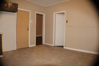 22 E 29th St in Bayonne, NJ - Building Photo - Building Photo