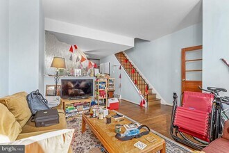 915 N 6th St in Philadelphia, PA - Building Photo - Building Photo