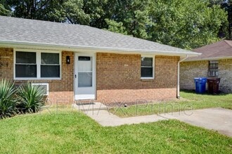 1302 Linden Ave in Chesapeake, VA - Building Photo - Building Photo