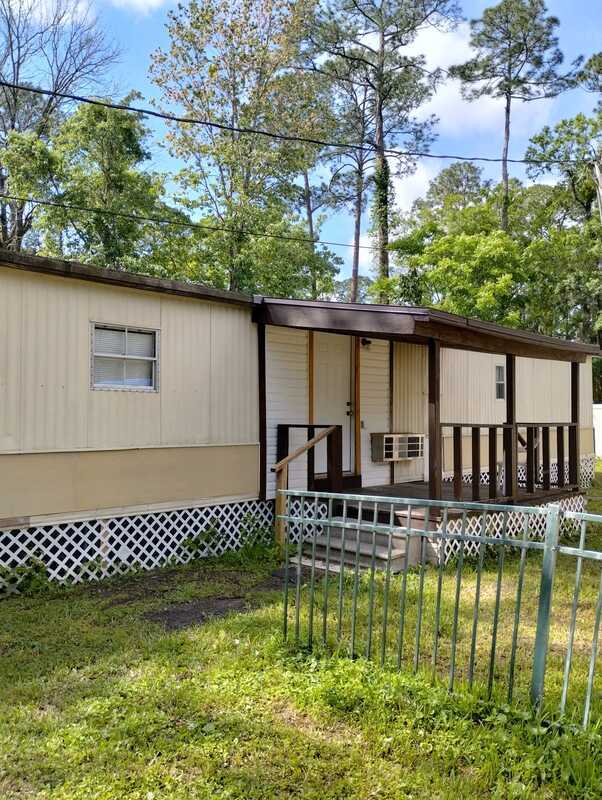 5550 Lyle Ln in Jacksonville, FL - Building Photo - Building Photo