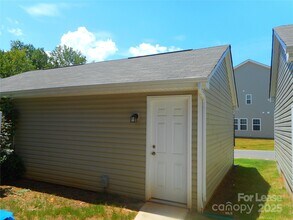 12715 Wandering Brook Dr in Charlotte, NC - Building Photo - Building Photo
