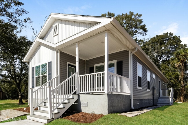 2119 Lewis St in Jacksonville, FL - Building Photo - Building Photo