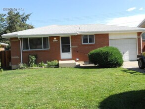 1129 Gard Pl in Loveland, CO - Foto de edificio - Building Photo