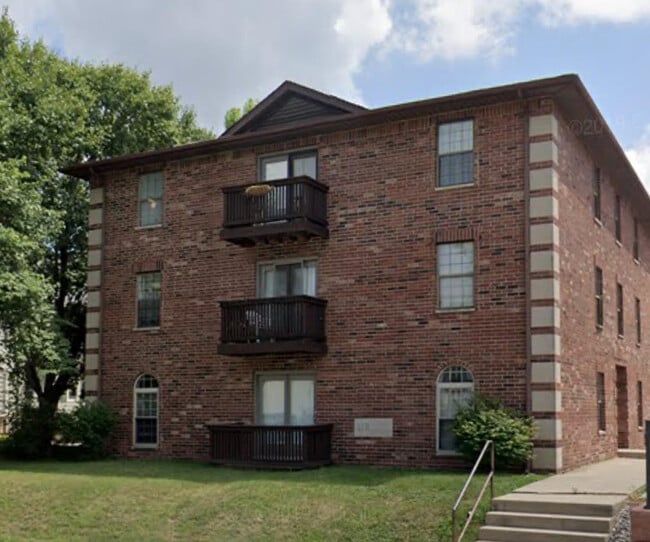 318 Waldron St, Unit 3
