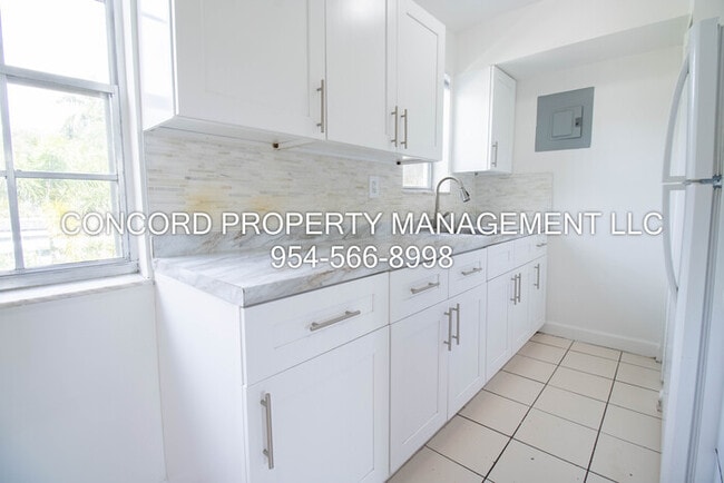 1505 SW 2nd St in Fort Lauderdale, FL - Building Photo - Building Photo