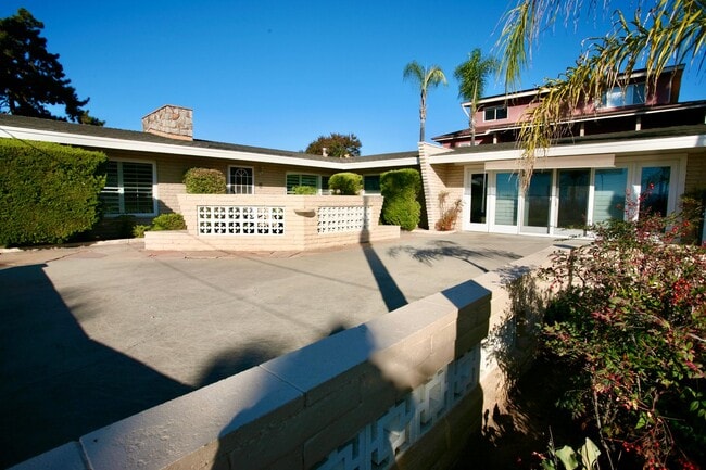 property at 1526 Sundial Terrace