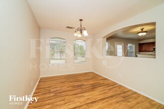 10115 Red Iron Creek in Converse, TX - Building Photo - Building Photo