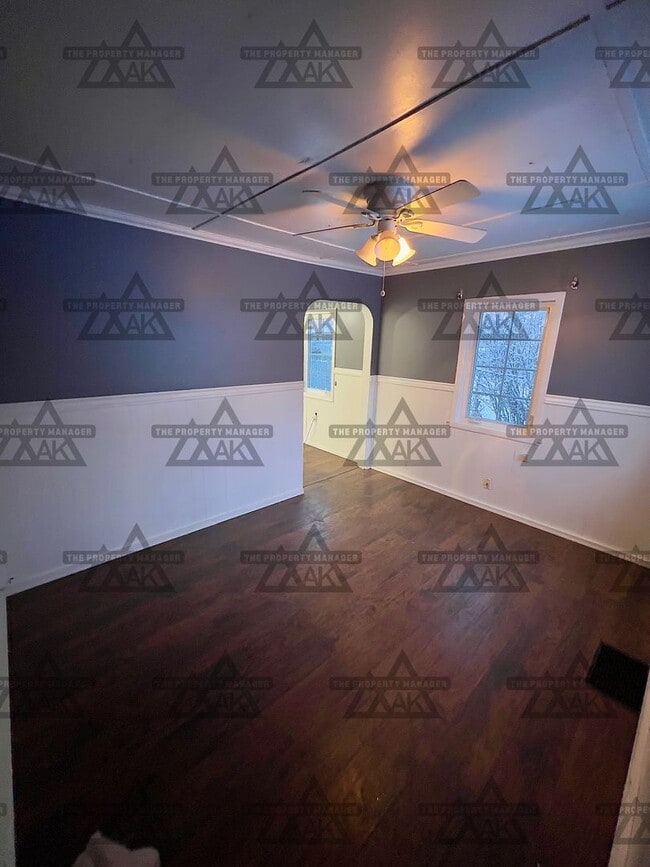 1526 Noble St in Fairbanks, AK - Building Photo - Building Photo