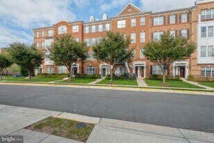 23485 Logans Ridge Terrace in Ashburn, VA - Building Photo