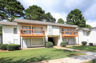 Woods at Peppertree in Decatur, GA - Building Photo - Building Photo