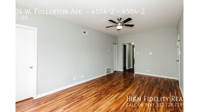 4504 W Fullerton Ave in Chicago, IL - Building Photo - Building Photo