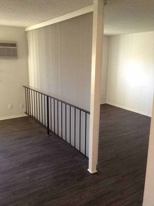 11659 Chandler Blvd in North Hollywood, CA - Building Photo