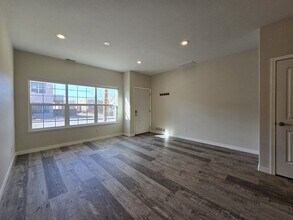 4653 Camino Cuervo in Santa Fe, NM - Building Photo - Building Photo