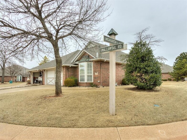 15400 Swallowtail Rd in Edmond, OK - Foto de edificio