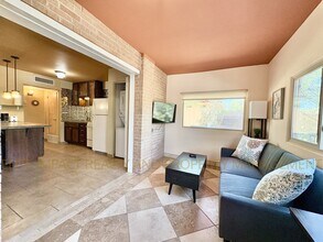 2819 N Woodland Ave in Tucson, AZ - Building Photo - Building Photo