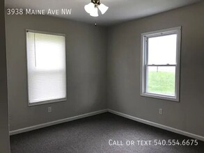 3938 Maine Ave NW in Roanoke, VA - Building Photo - Building Photo