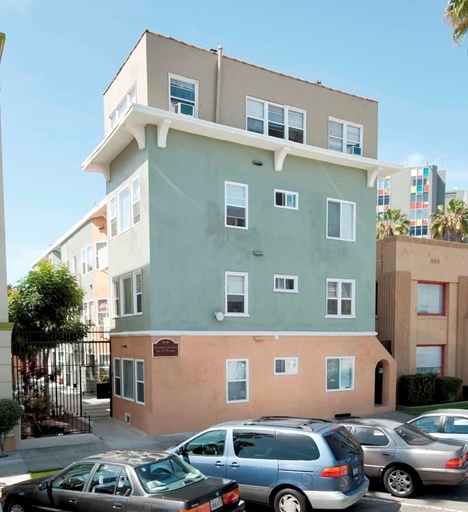 69-73 Lime Ave in Long Beach, CA - Foto de edificio