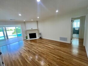 6666 Sedan Ave in Los Angeles, CA - Building Photo - Building Photo