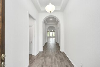 10910 Wardrop Pl in Richmond, TX - Building Photo - Building Photo