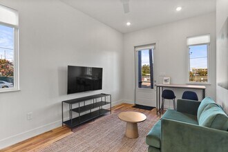 503 Hendee St in New Orleans, LA - Building Photo - Building Photo
