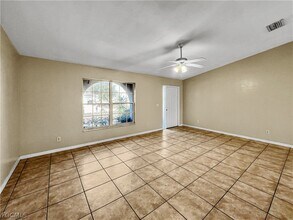 208 SE 17th St in Cape Coral, FL - Building Photo - Building Photo