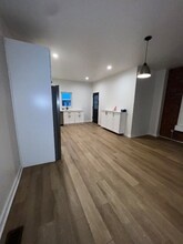 313 E 17th Ave in Homestead, PA - Foto de edificio - Building Photo